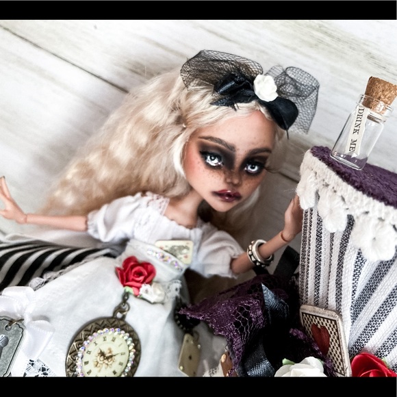 SOLD - Picture 5 of 14